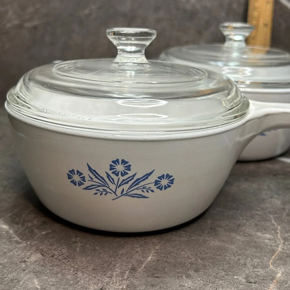 Corning Ware Blue Cornflower 1.5 Pt Saucepan P-82-B Set of 2 Pyrex Lids Vintage